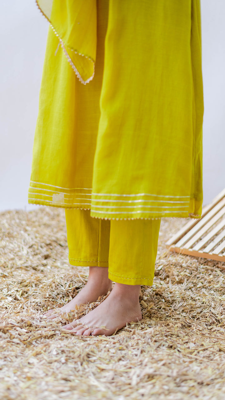 Aqsa Aline Kurta Set (Angoori)