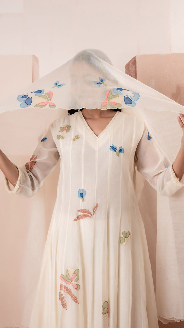 Frida Anarkali Set (White)