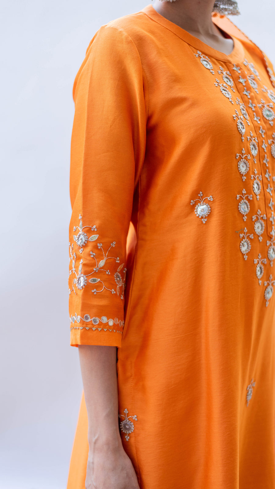 Gulmina Silk Chadneri Kurta Set in Narangi