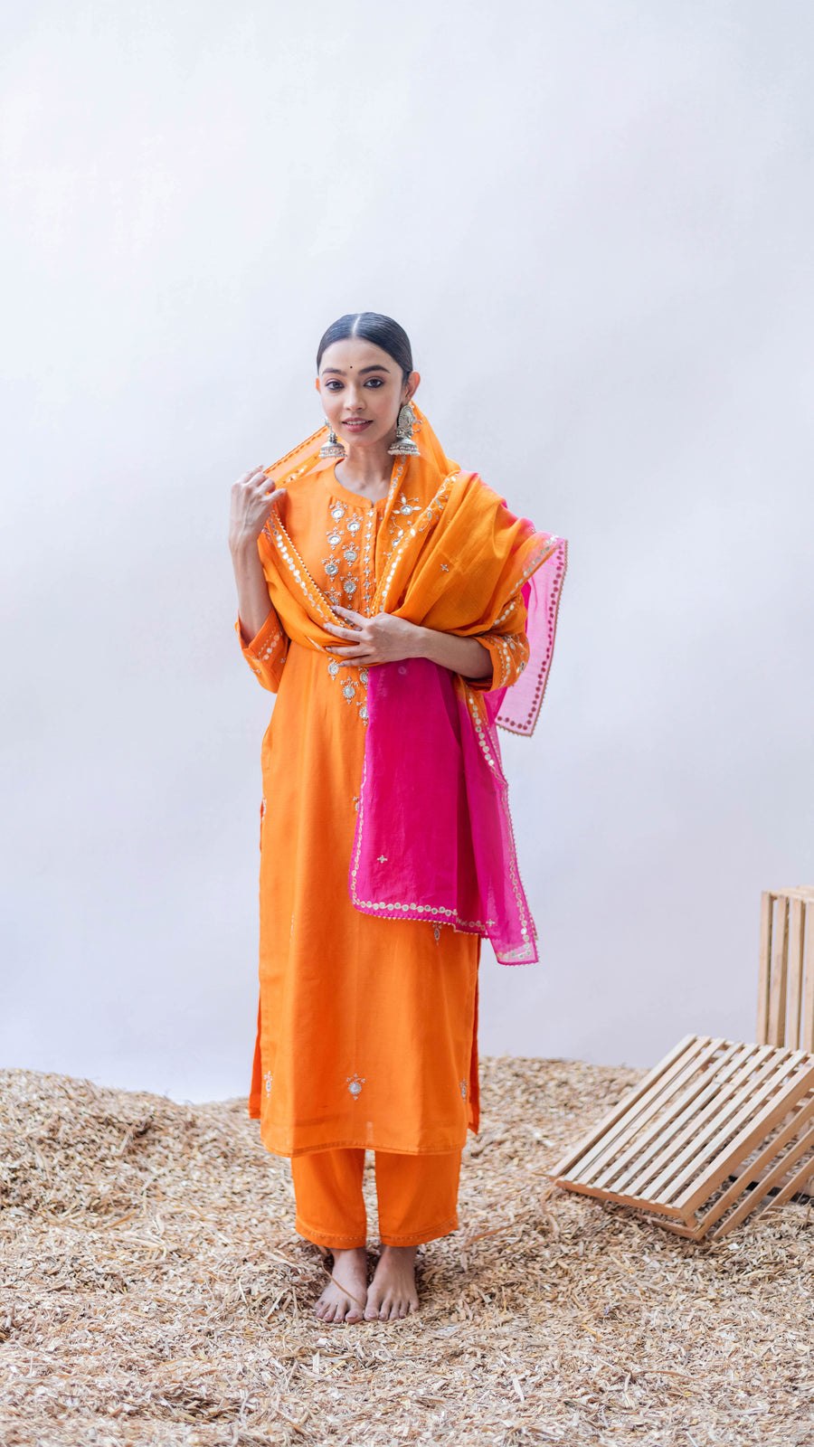 Gulmina Silk Chadneri Kurta Set in Narangi