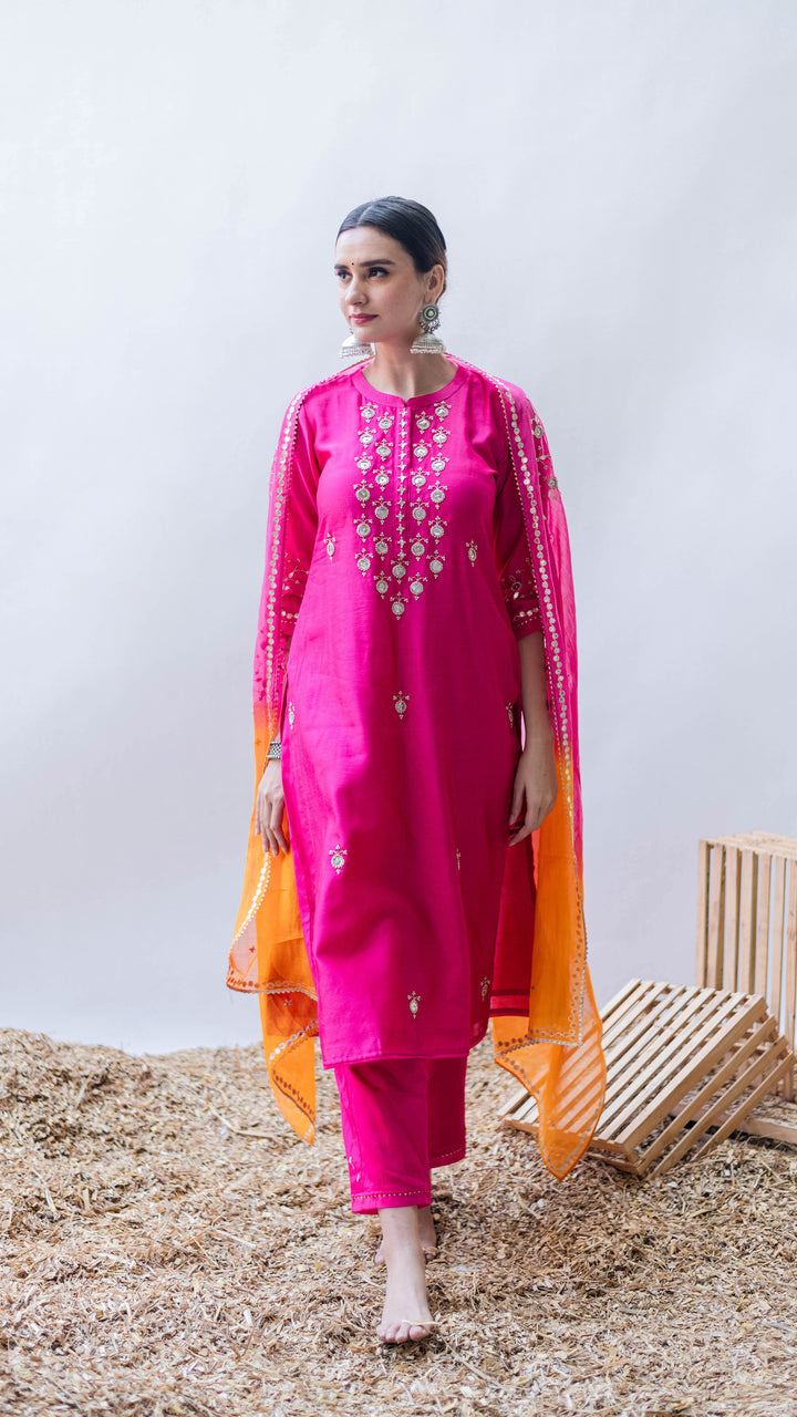 Gulmina Kurta Set (Rani)