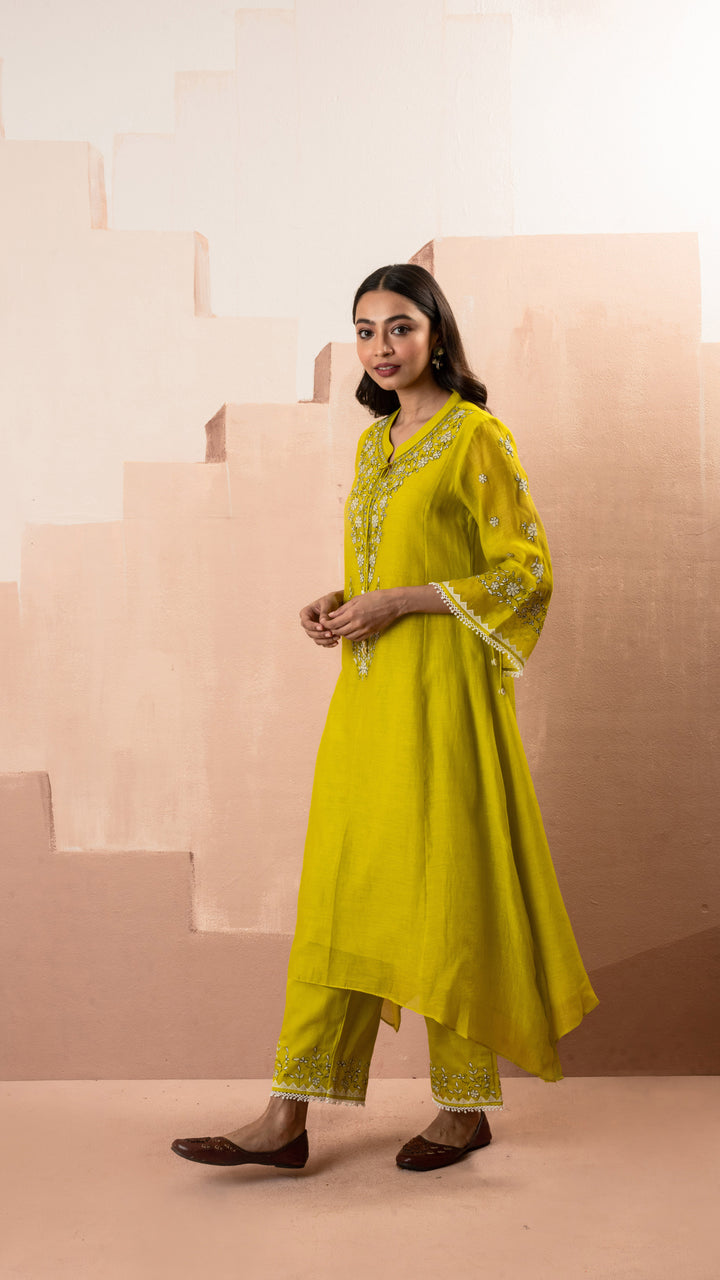 Alaya A-line Kurta Set (Yellowish Green)