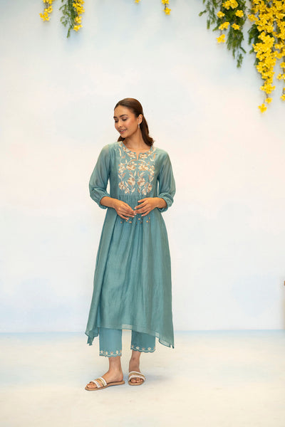 Noorani Mul Chanderi Aline Kurta Set