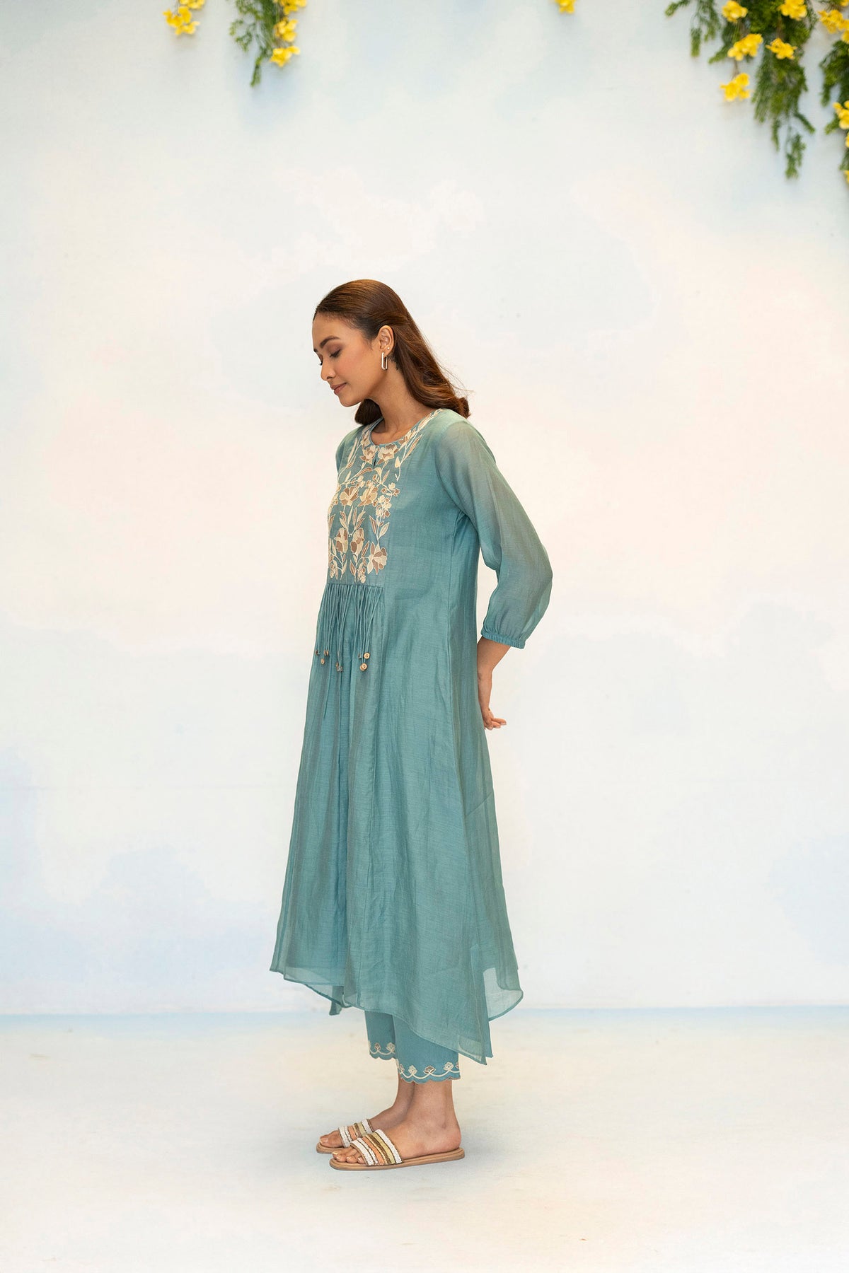 Noorani Mul Chanderi Aline Kurta Set