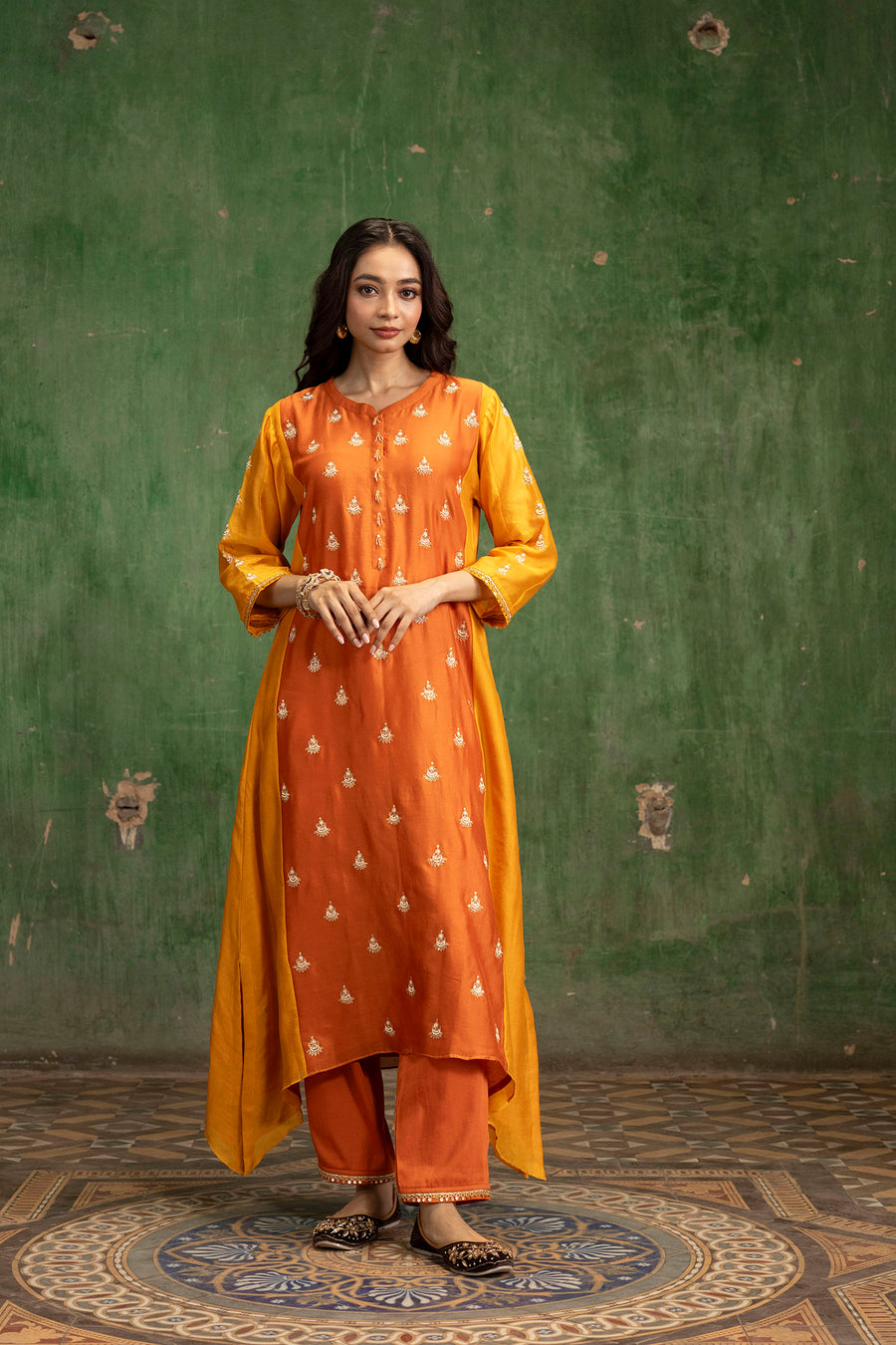 Guldaasta Mul Chanderi Aline Kurta Set in Gerua