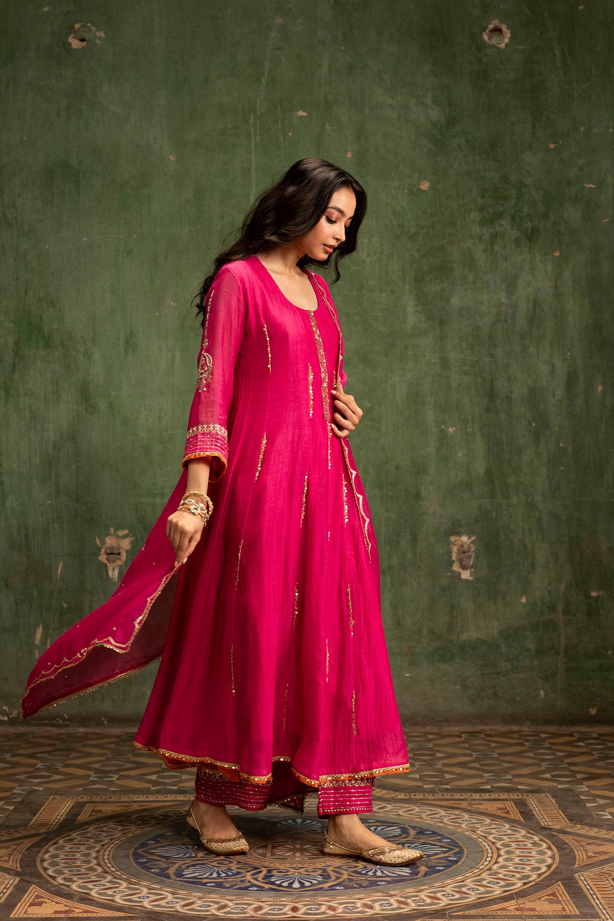 Itraati Mul Chanderi Anarkali Set in Rani
