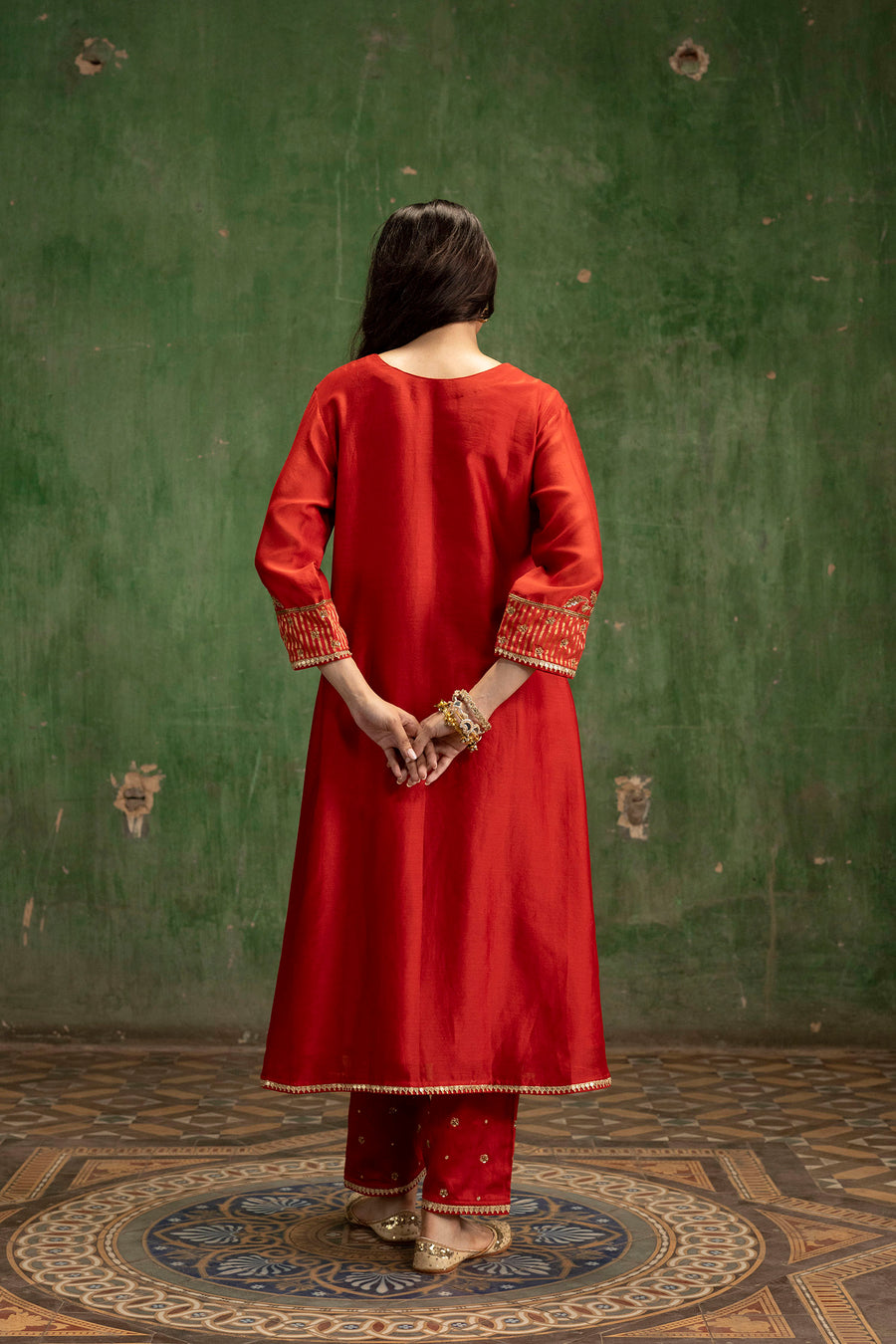 Saanjh Silk Chanderi Aline Kurta Set in Surkh