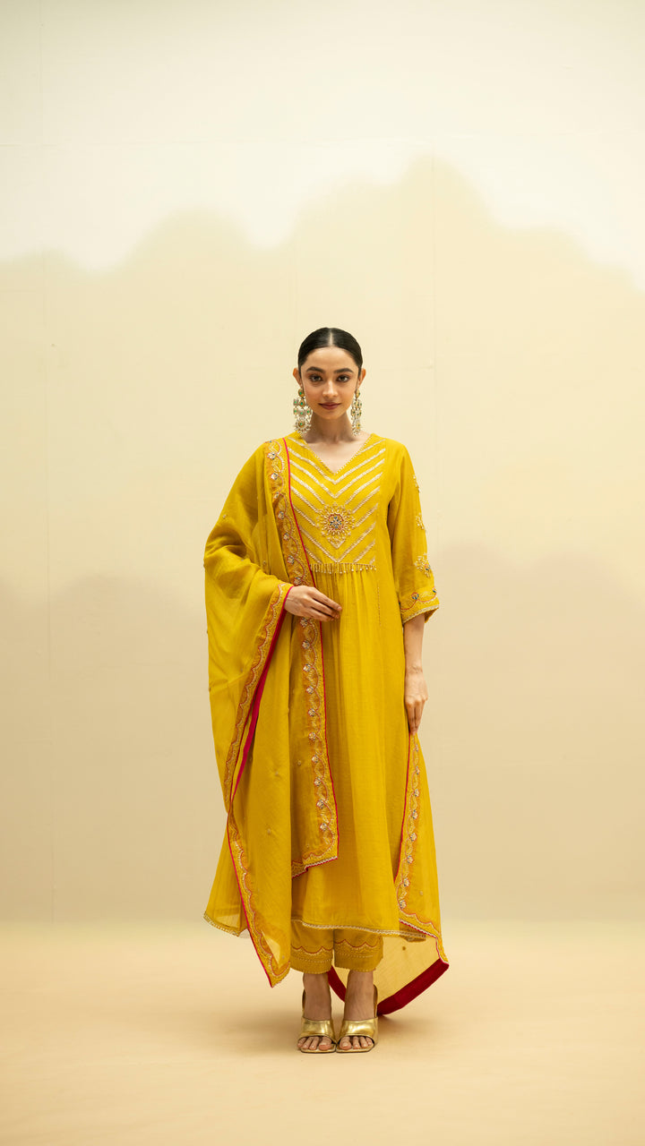 Jhoomar Set