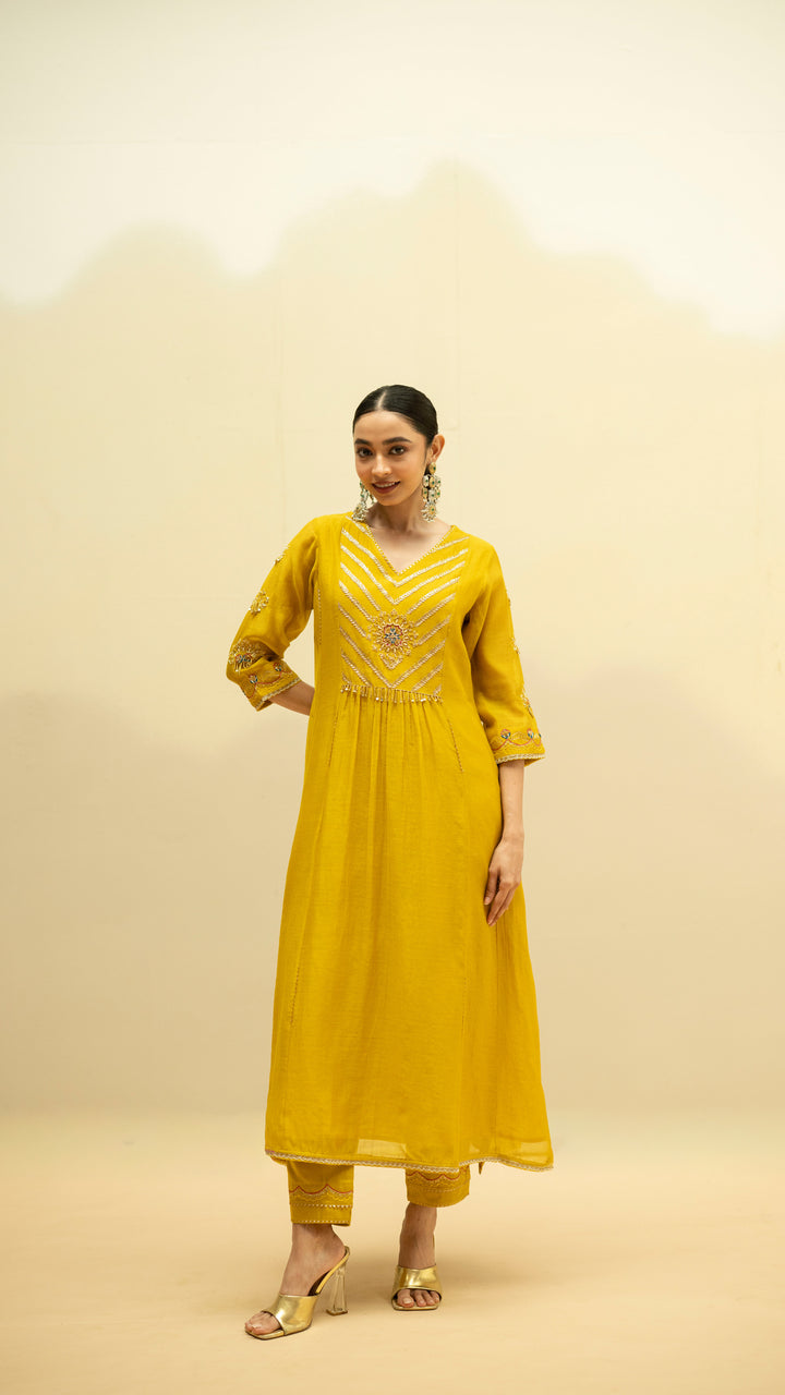 Jhoomar Set
