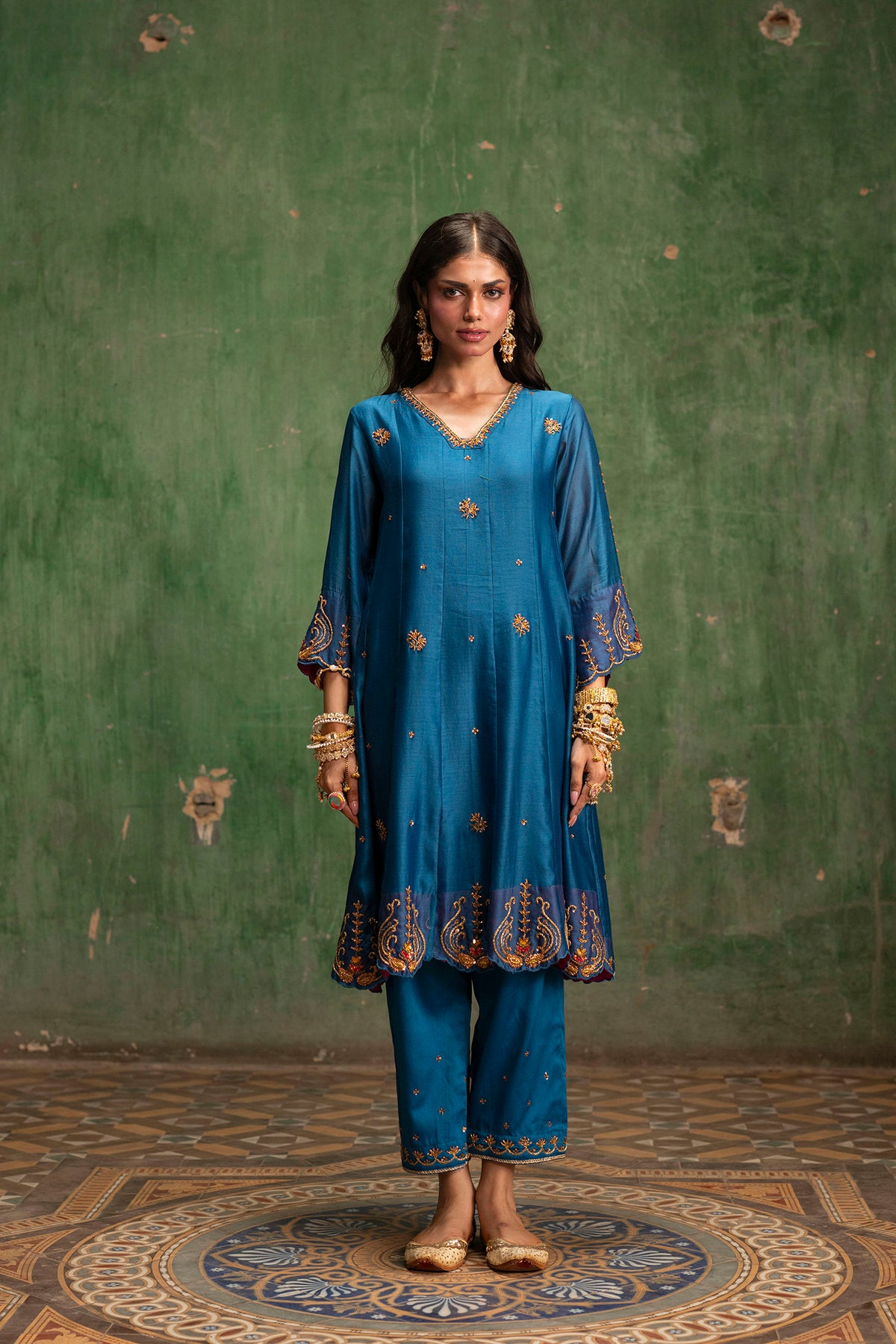Piroi Mul Chanderi Anarkali Set in Neela