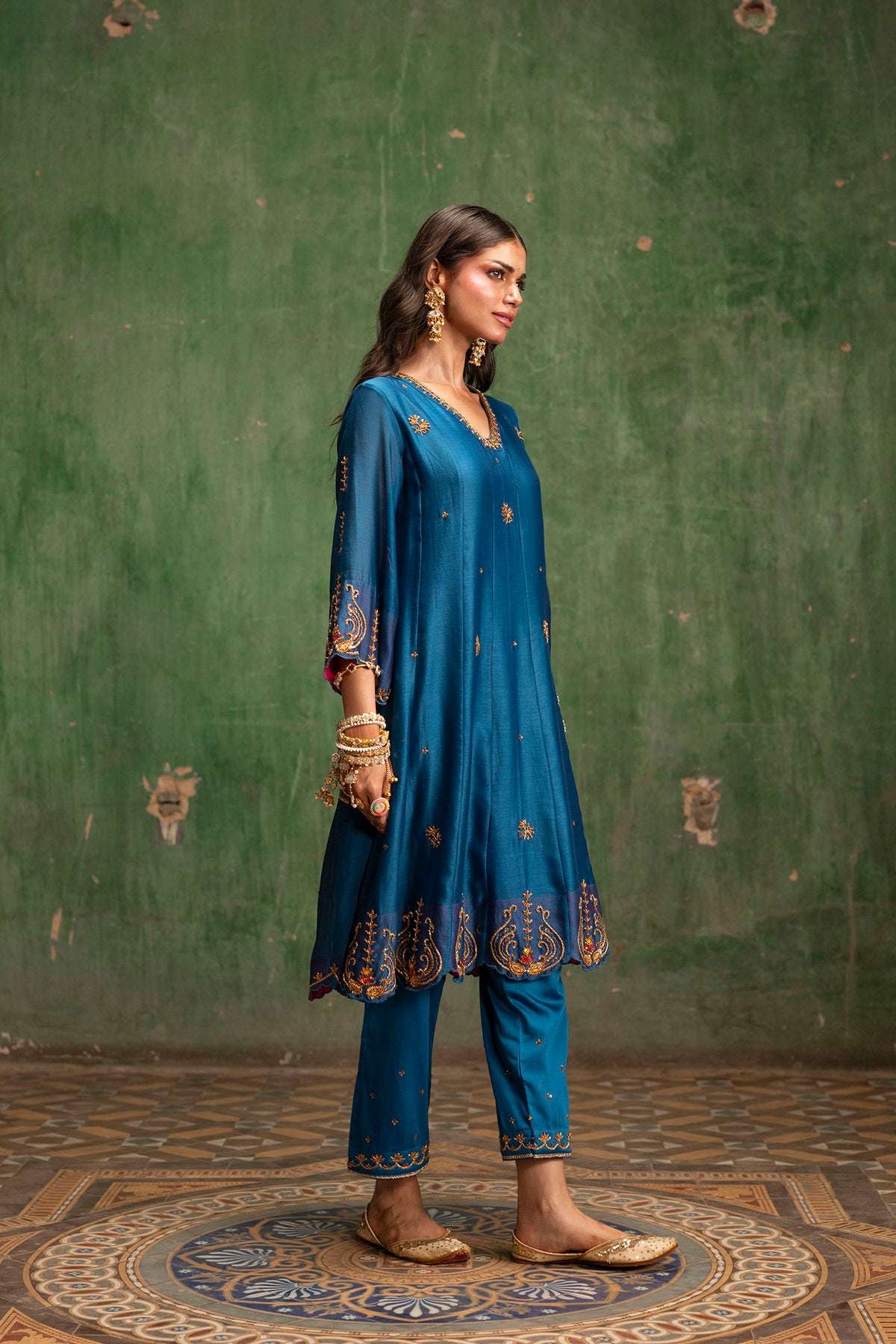 Piroi Mul Chanderi Anarkali Set in Neela