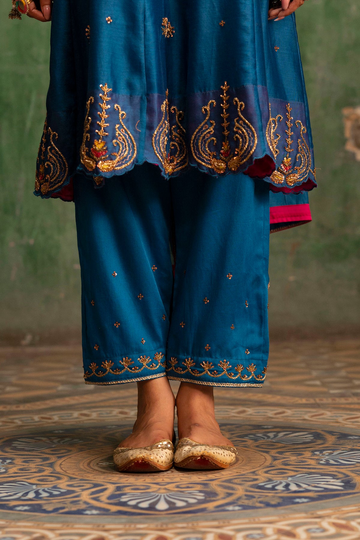 Piroi Mul Chanderi Anarkali Set in Neela