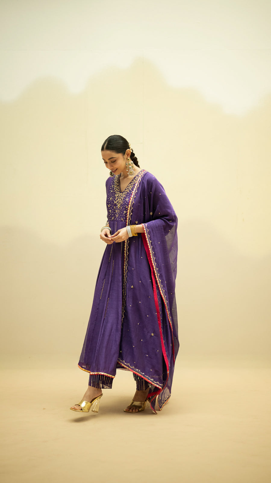 Taarini Mul Chanderi Anarkali Set