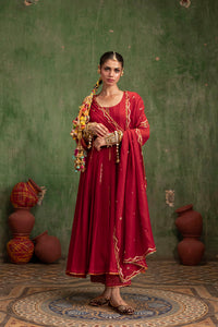 Itraati Mul Chanderi Anarkali Set in Surkh