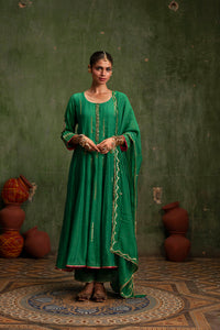 Itraati Mul Chanderi Anarkali Set in Panna