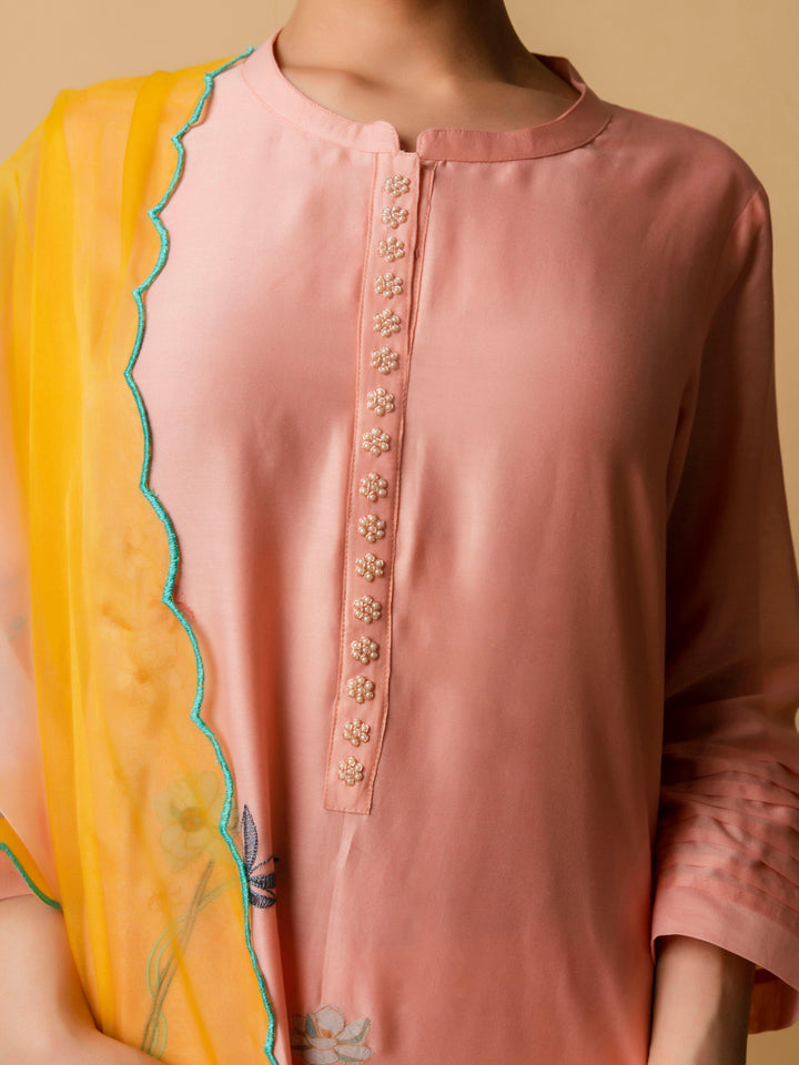 AM Floral Applique Kurta Set (Coral Peach)