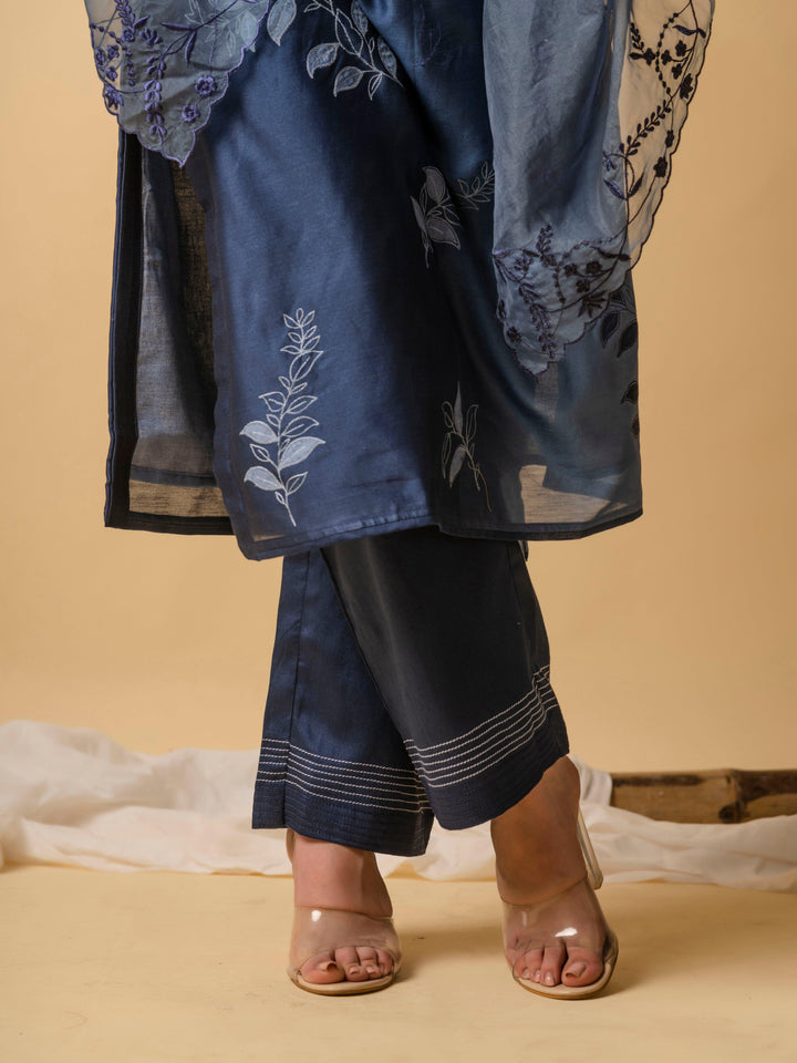 AM Leaf Applique Kurta Set (Midnight Blue)