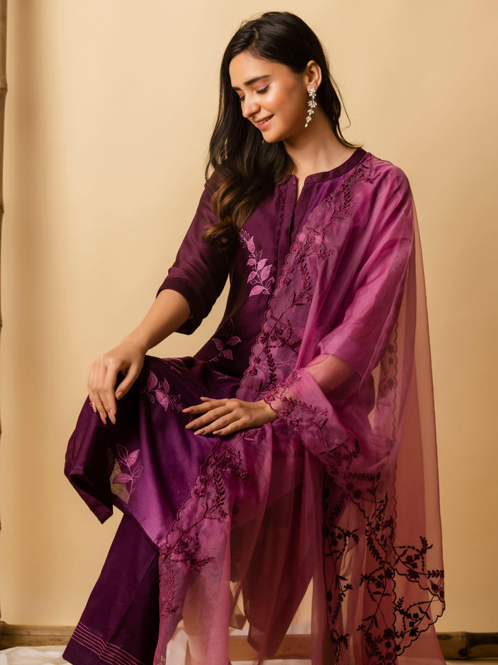 AM Leaf Applique Kurta Set (Wine)