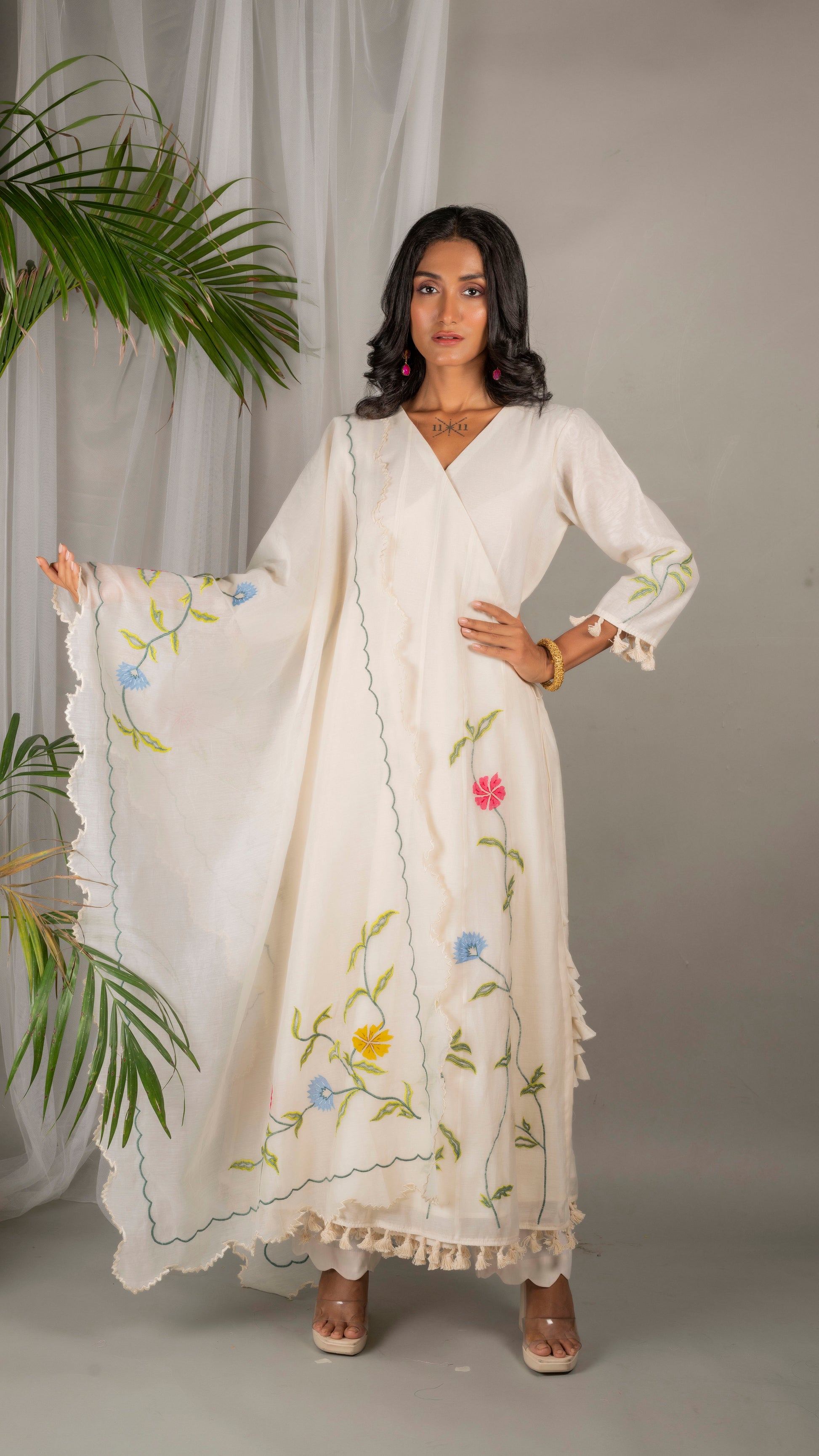 Mehr Angrakha Set (Pearl White)